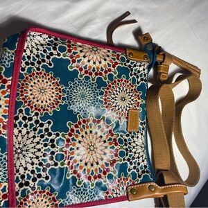 Colorful Patterned Shoulder Bag